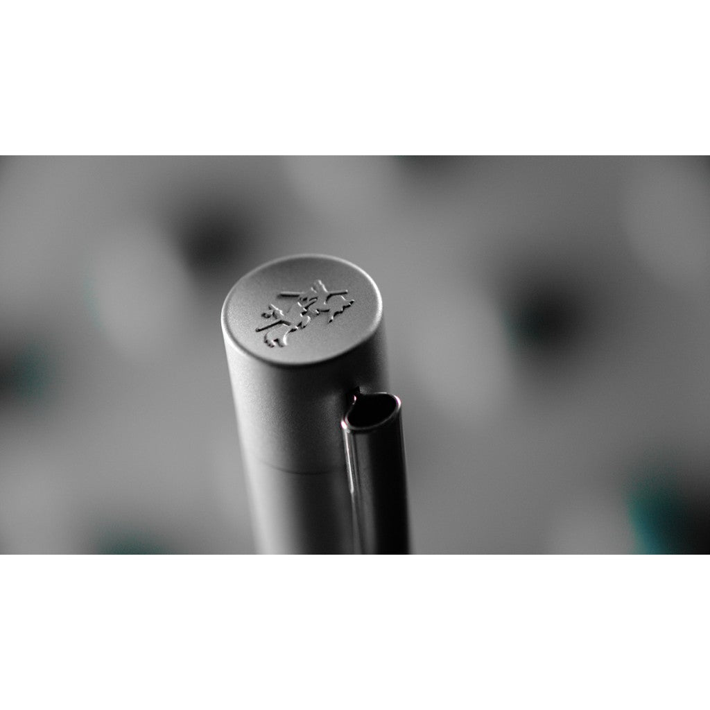 Grip 2011 Fountain Pen with Gift Box - Black, Silver, Classic Blue M/F/B nibs
